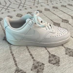 Nike Court Vision Shoes - white, size 6.5